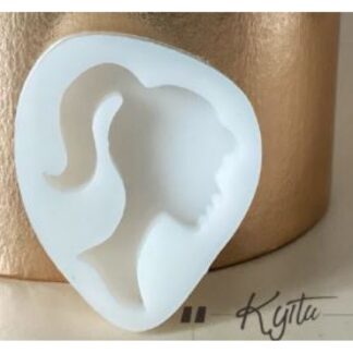Brooch "Girl."