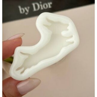 Brooch "Flying dachshund."