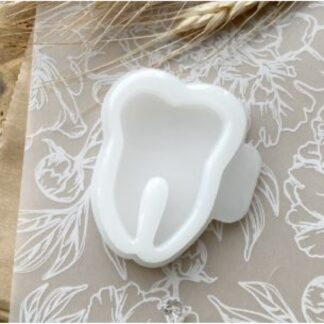 Brooch "Tooth"