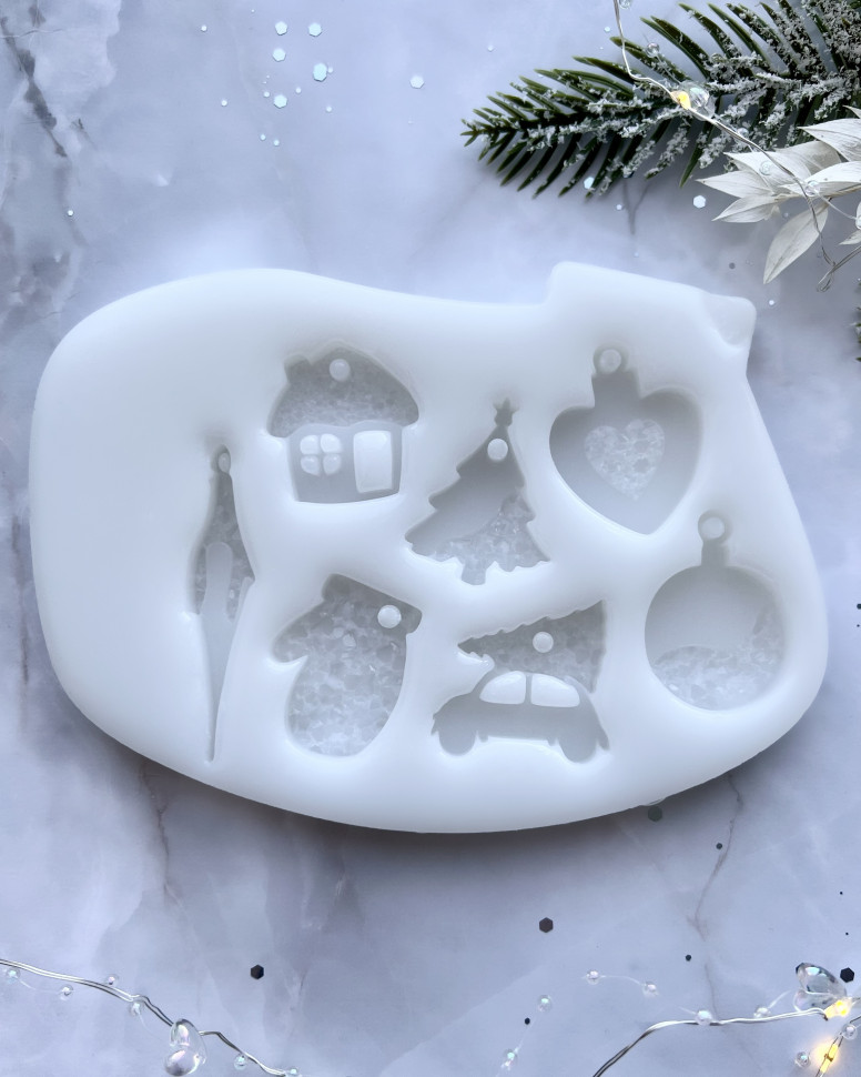 No. 153 Small Christmas Ornaments with Partial Crystal Texture Silicone Mold - image 1