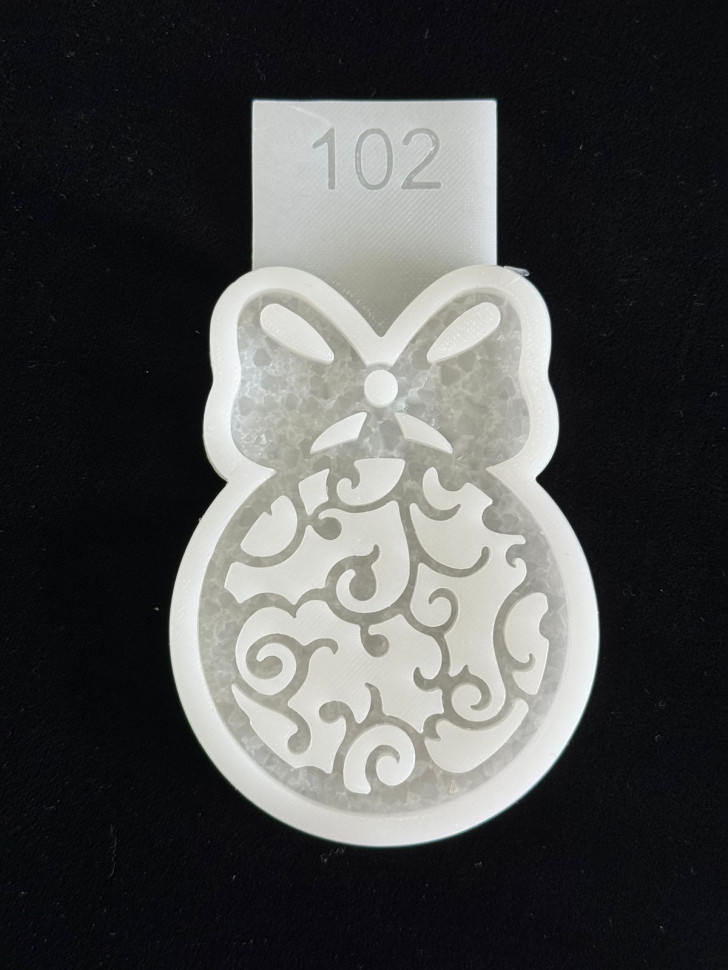 No. 102 Patterned Bauble Silicone Mold - image 3