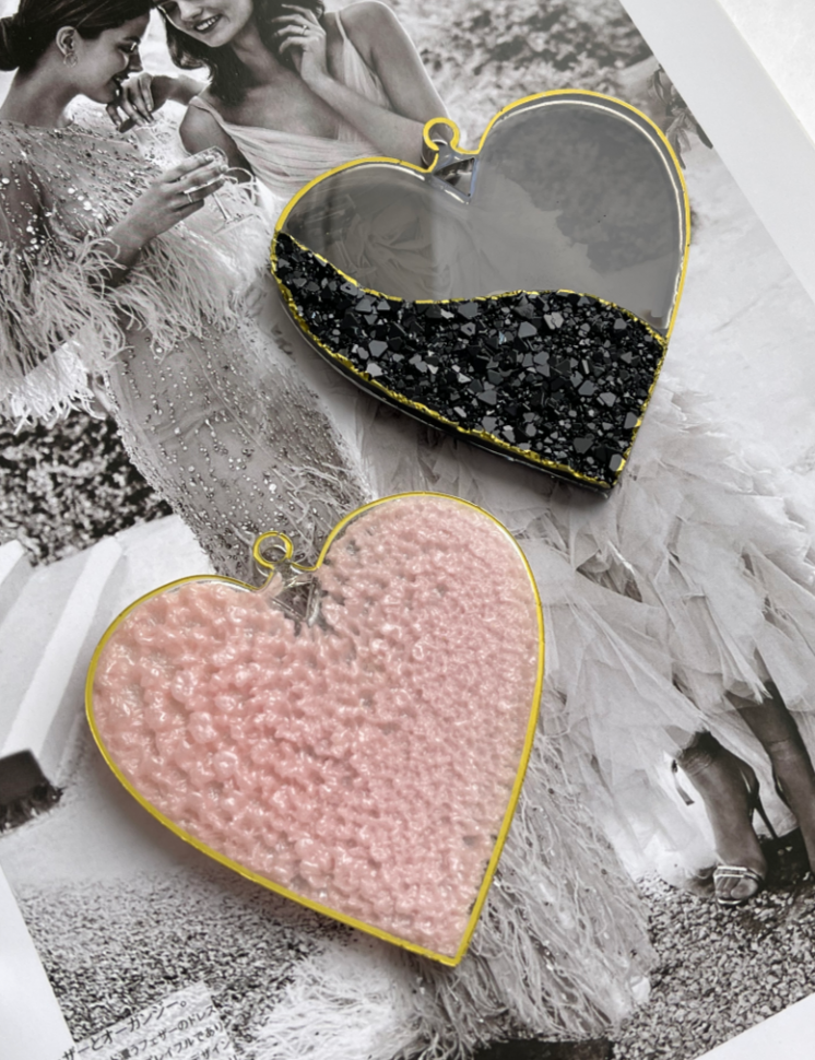 No. 155 Hearts, One with Partial Crystal Texture Silicone Mold - image 2