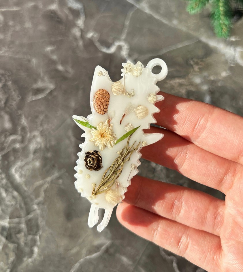No. 270 Crystal and Glossy Hedgehogs, New Model Silicone Mold - image 2