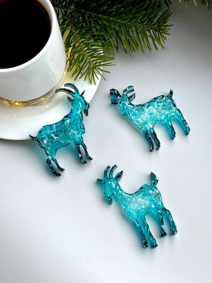 No. 622 Crystal Goat Brooches Silicone Mold - image 4
