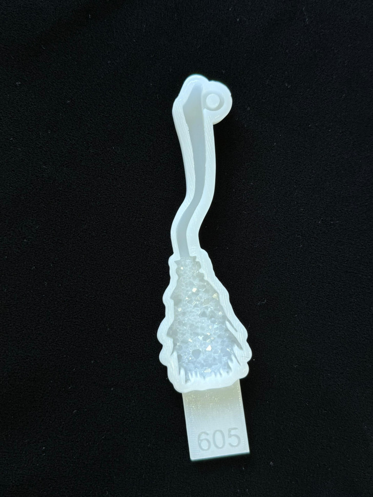No. 605 Broom Silicone Mold - image 4