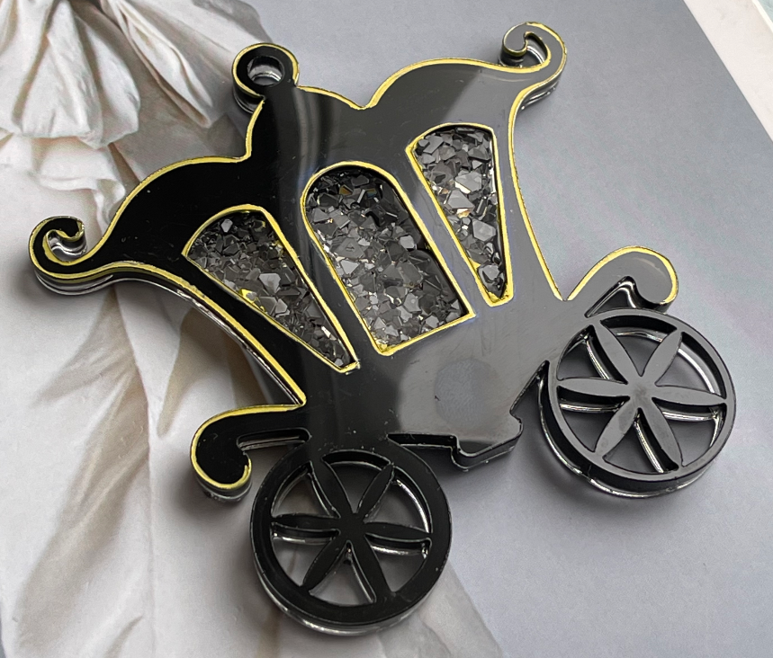 No. 176 Cinderella Carriage with Crystal Windows Silicone Mold - image 3