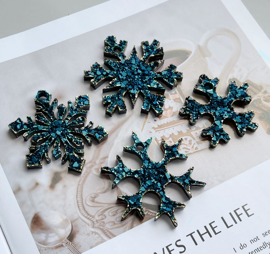 No. 223 Snowflakes, 4 Cavities Silicone Mold - image 4