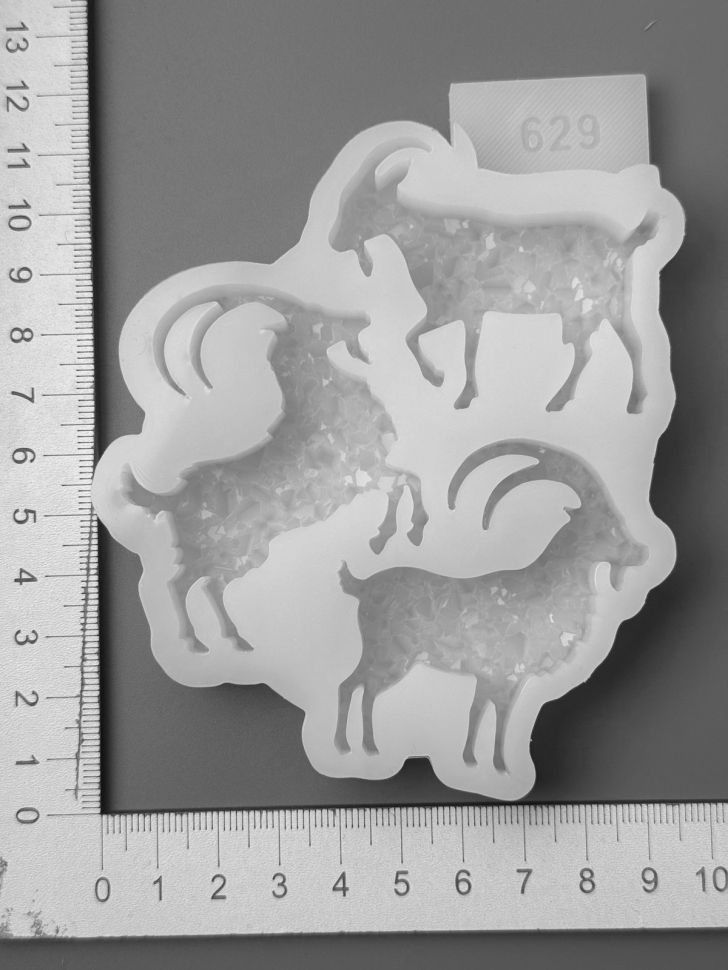 No. 629 Crystal Goat Brooches Silicone Mold - image 4