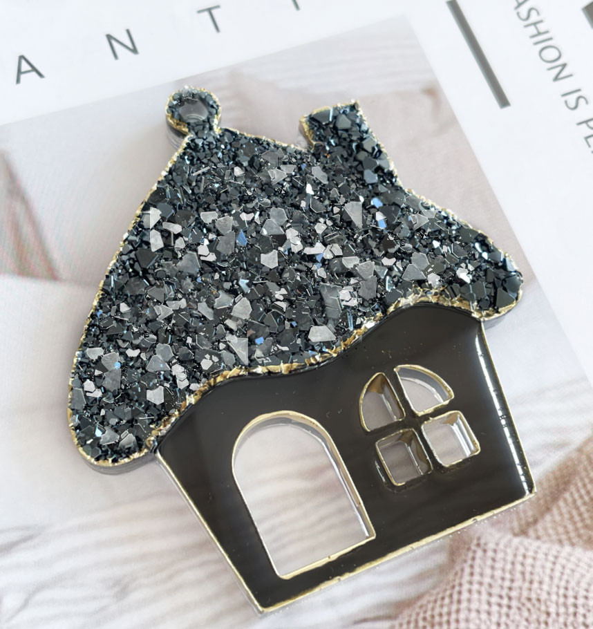 No. 297 House with Crystal Roof Silicone Mold - image 1