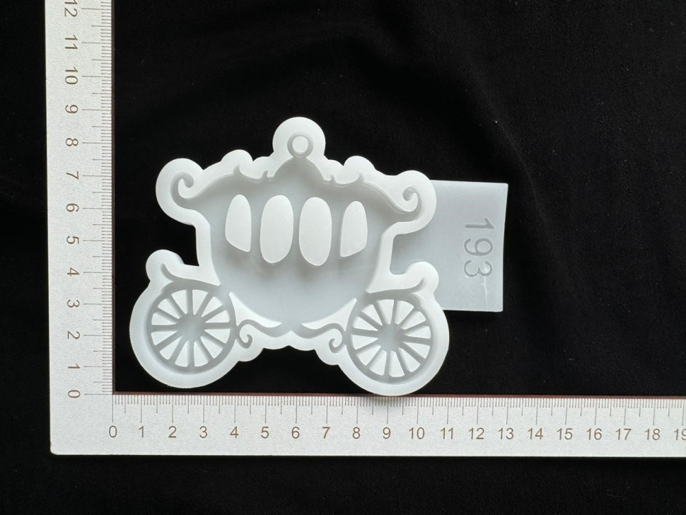 No. 193 Cinderella Carriage Silicone Mold - image 7