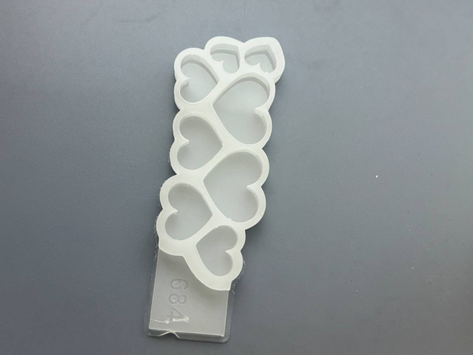 No. 684 Glossy Hearts - Six Cavities Silicone Mold - image 4