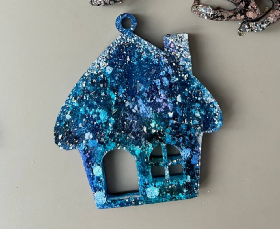 No. 297 House with Crystal Roof Silicone Mold - image 2