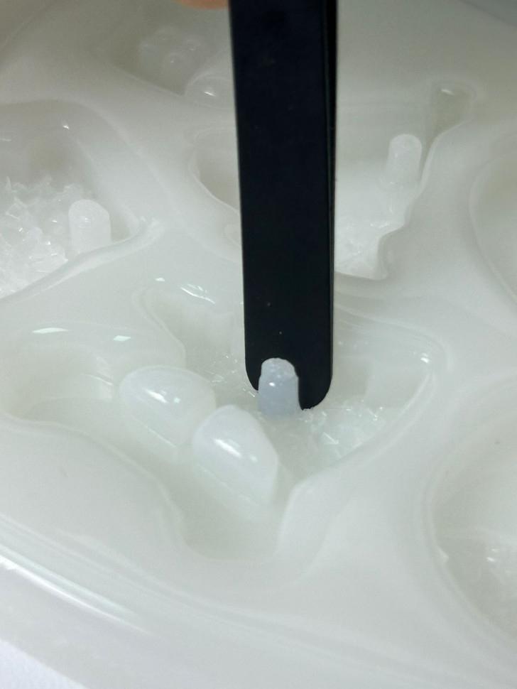 No. 153 Small Christmas Ornaments with Partial Crystal Texture Silicone Mold - image 5