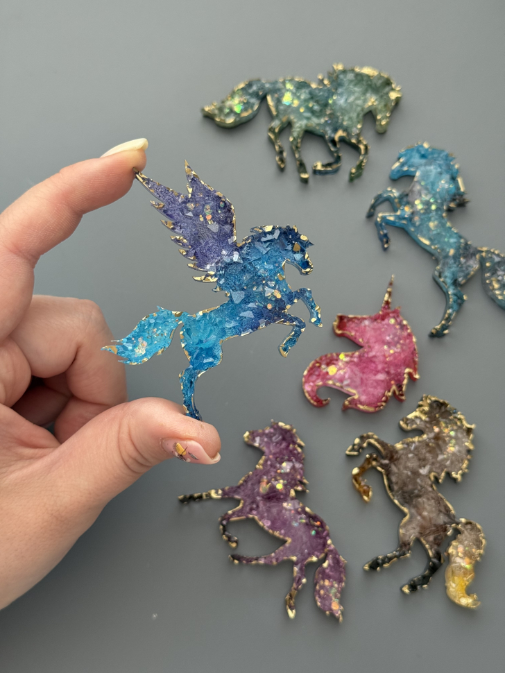 No. 148 Crystal Horse Brooches Silicone Mold - image 3