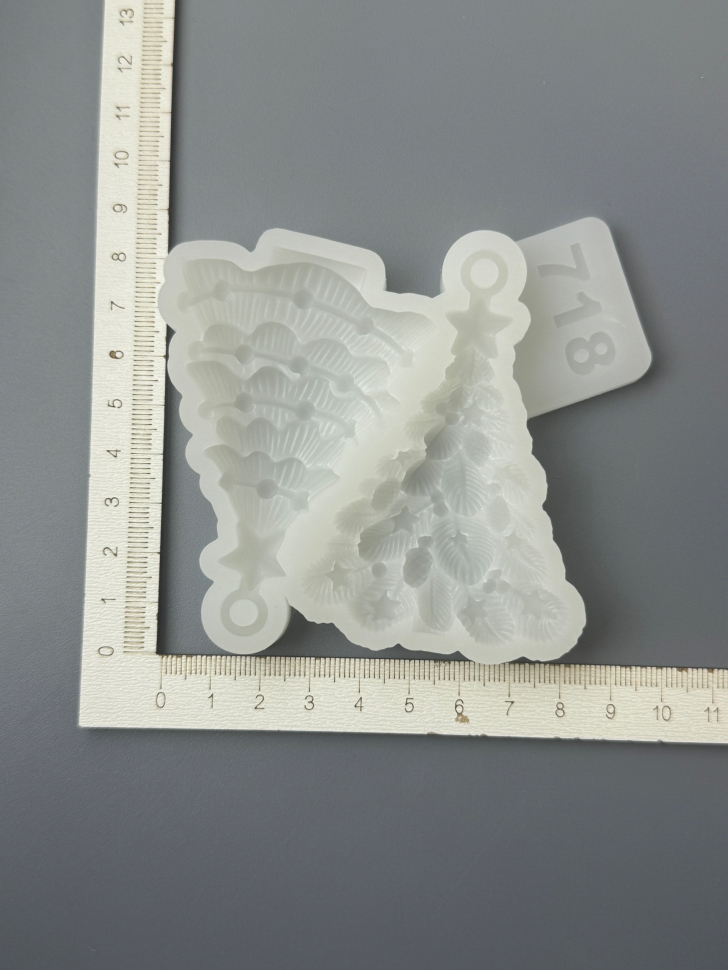 No. 718 Christmas Trees, 2 Cavities Silicone Mold - image 3