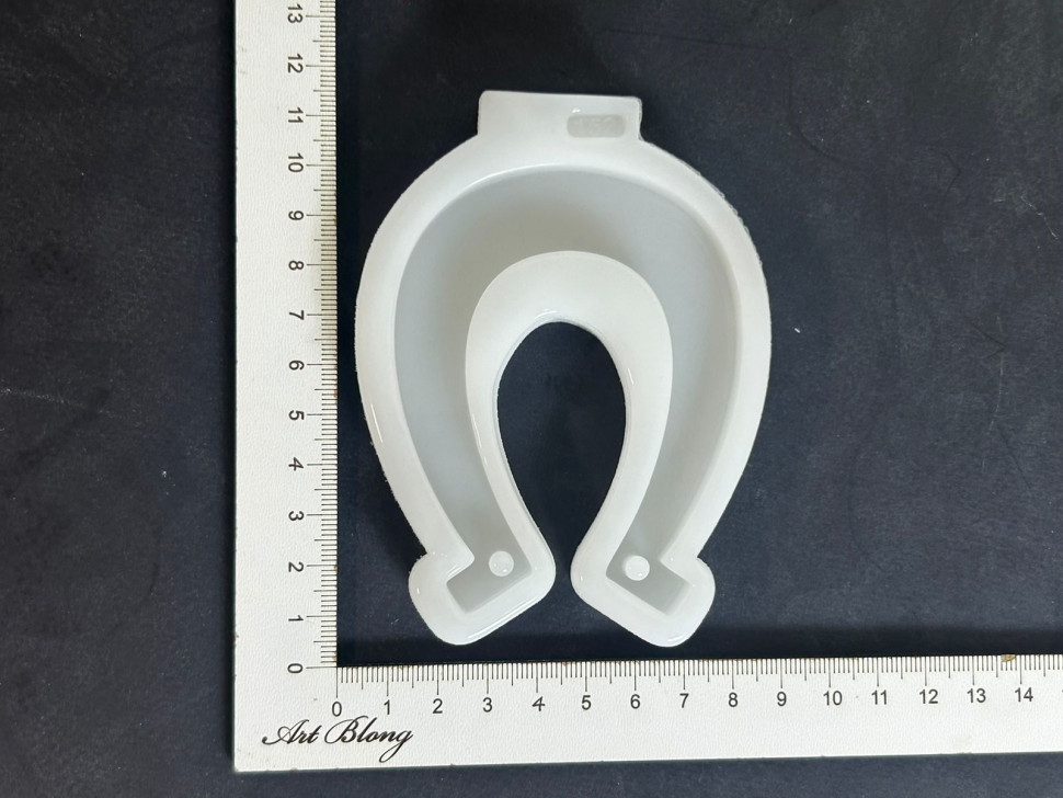 No. 152 Horseshoe, 9 cm Silicone Mold - image 4