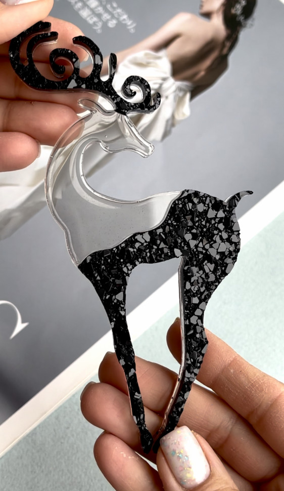 No. 131 Reindeer with Crystal Antlers and Base Silicone Mold - image 3