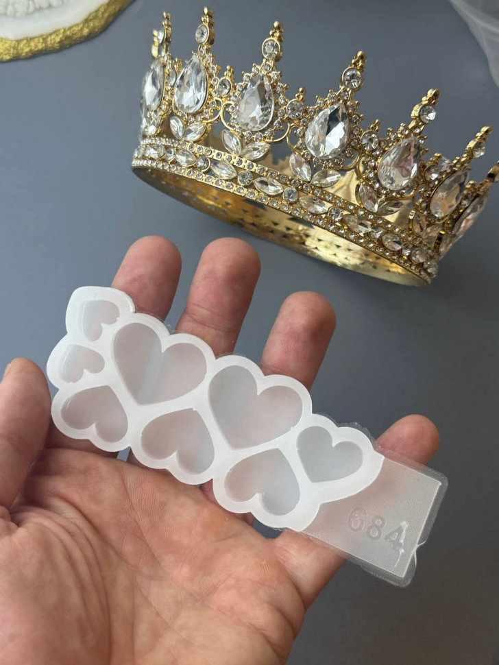 No. 684 Glossy Hearts - Six Cavities Silicone Mold - image 2