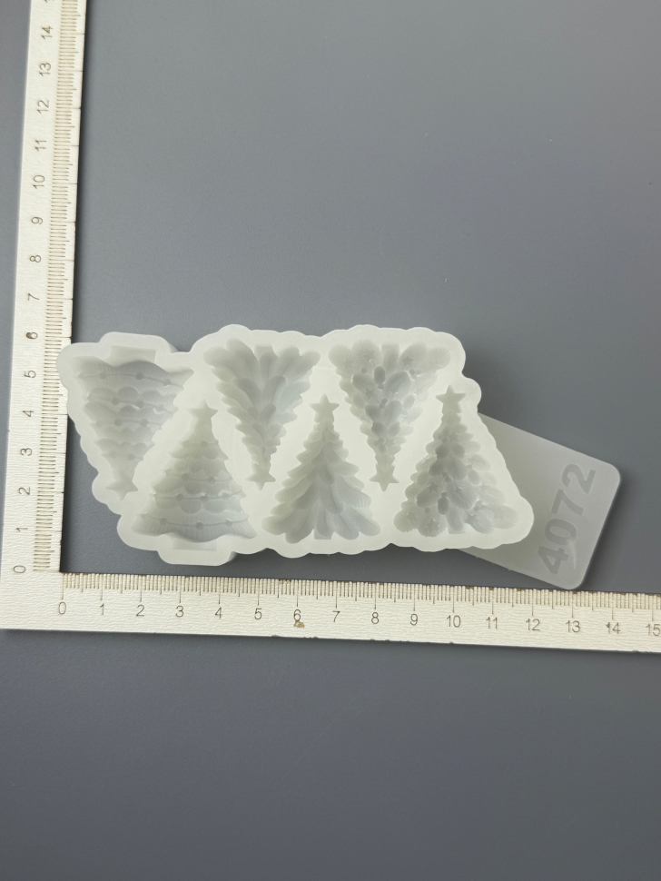 No. 4072 Christmas Trees, 6 Cavities Silicone Mold - image 3