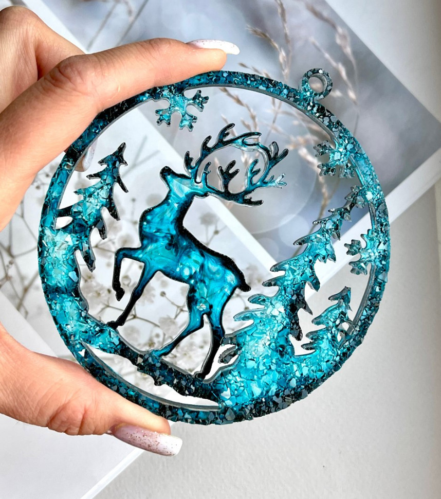 No. 722 Crystal Reindeer in a Bauble Silicone Mold - image 6