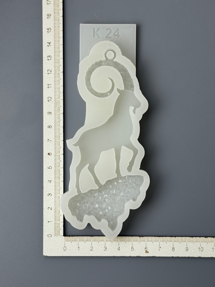 No. K24 Goat on a Crystal Mountain Silicone Mold - image 4