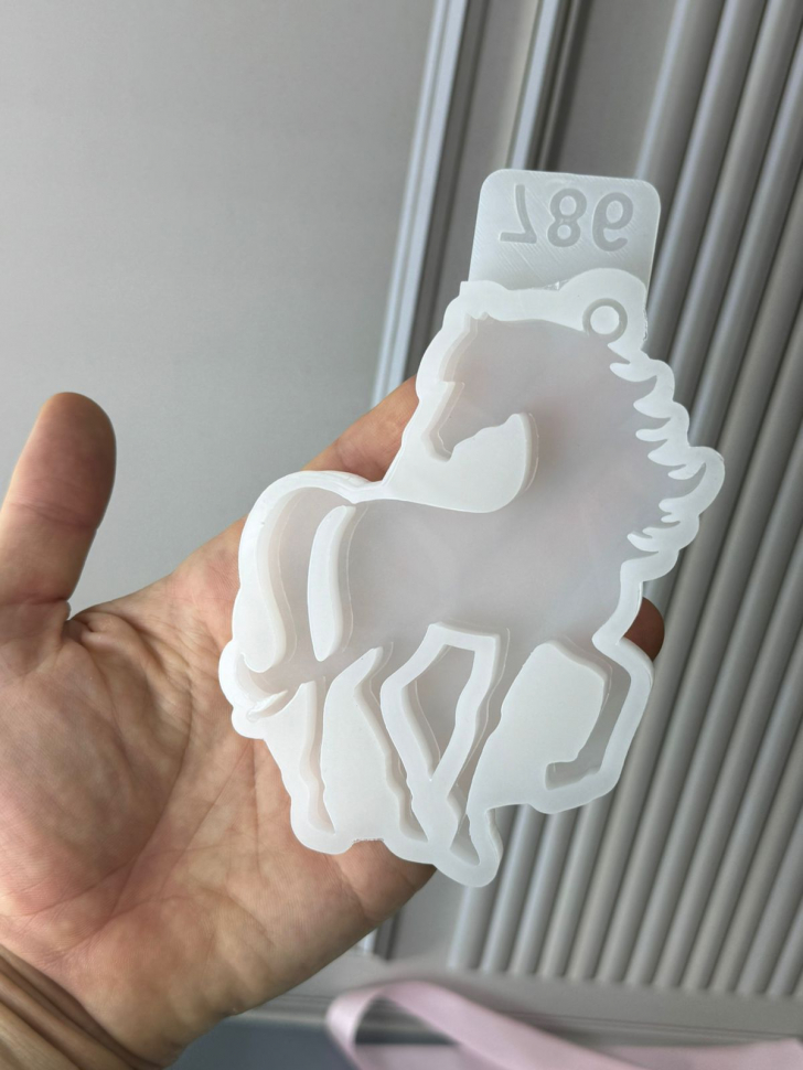 No. 786 Glossy Horse Silicone Mold - image 5
