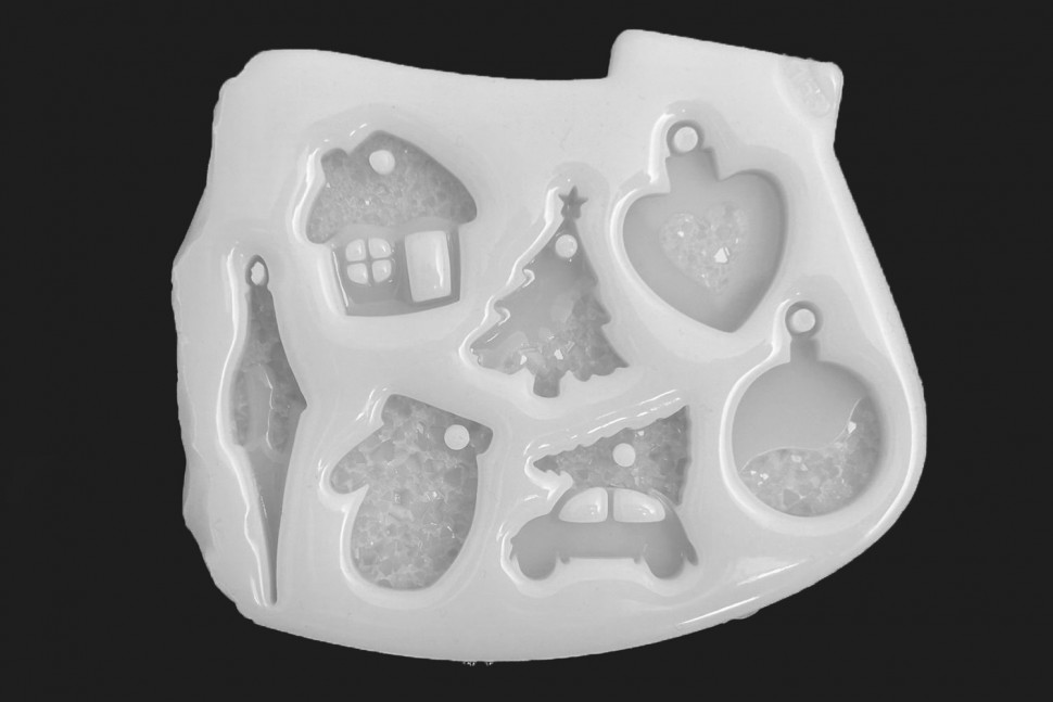 No. 153 Small Christmas Ornaments with Partial Crystal Texture Silicone Mold - image 3