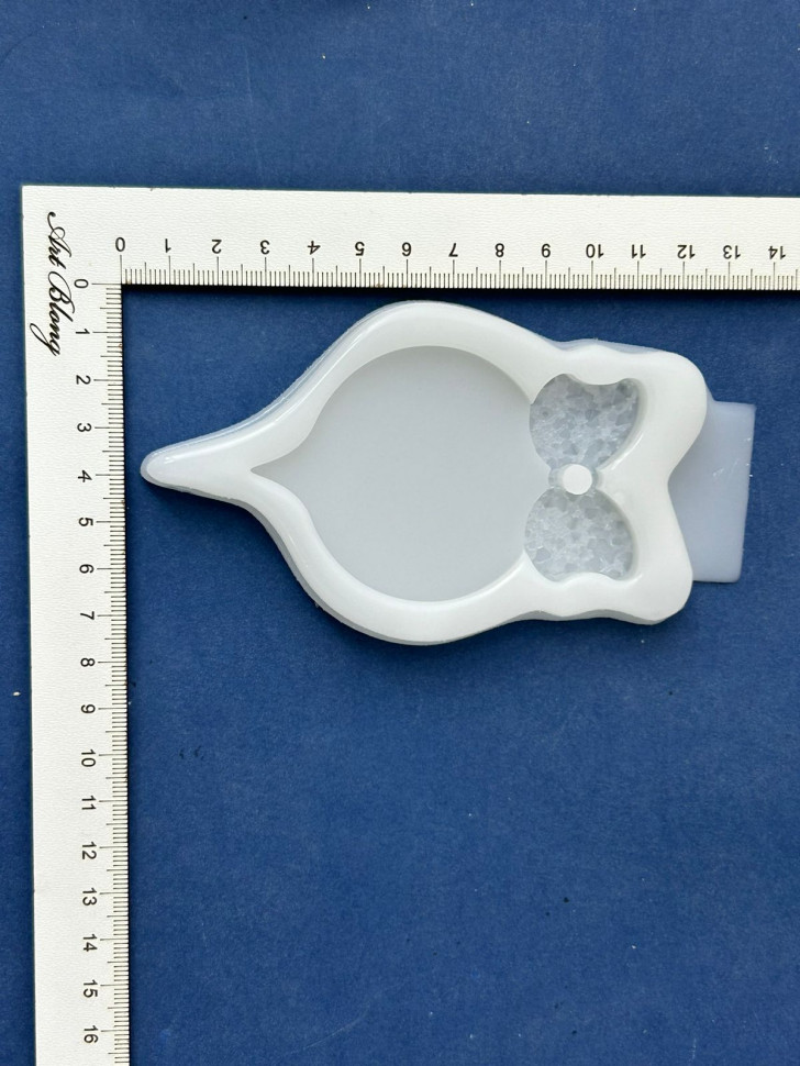 No. 140 Bauble with Bow Silicone Mold - image 3