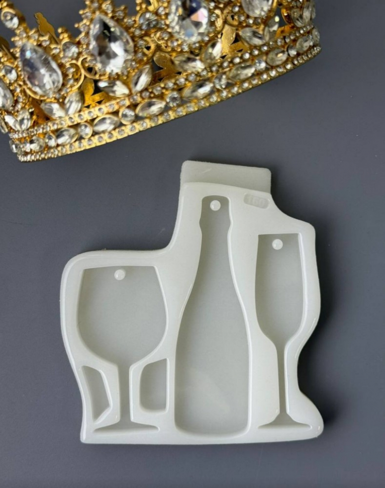 No. 1600 Bottles and Glass Silicone Mold - image 2