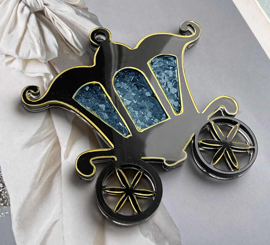 No. 176 Cinderella Carriage with Crystal Windows Silicone Mold - image 1