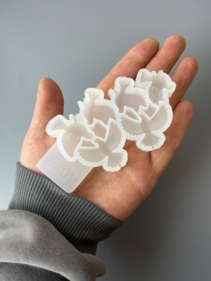 No. 4077 Doves Silicone Mold - image 3