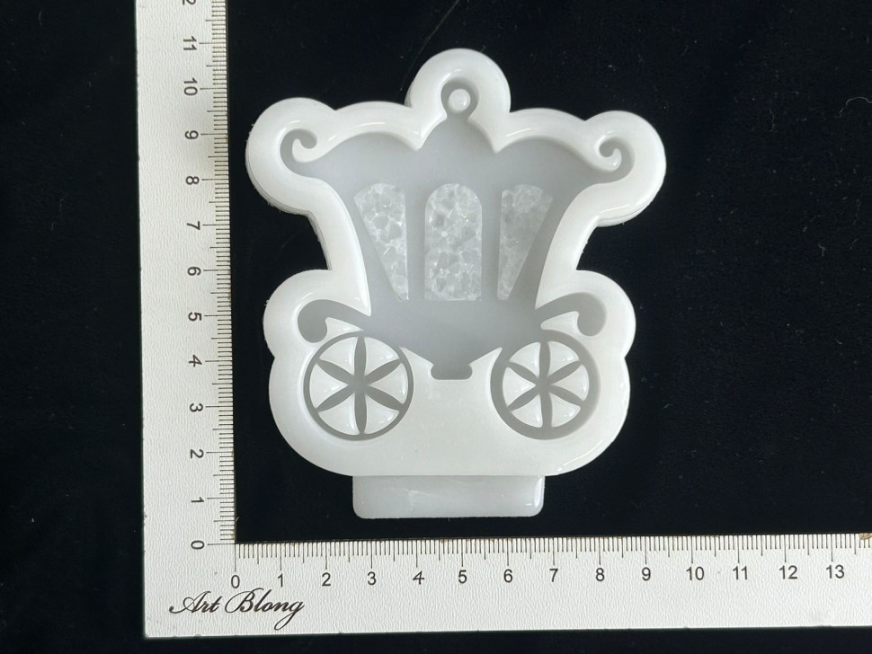 No. 176 Cinderella Carriage with Crystal Windows Silicone Mold - image 4