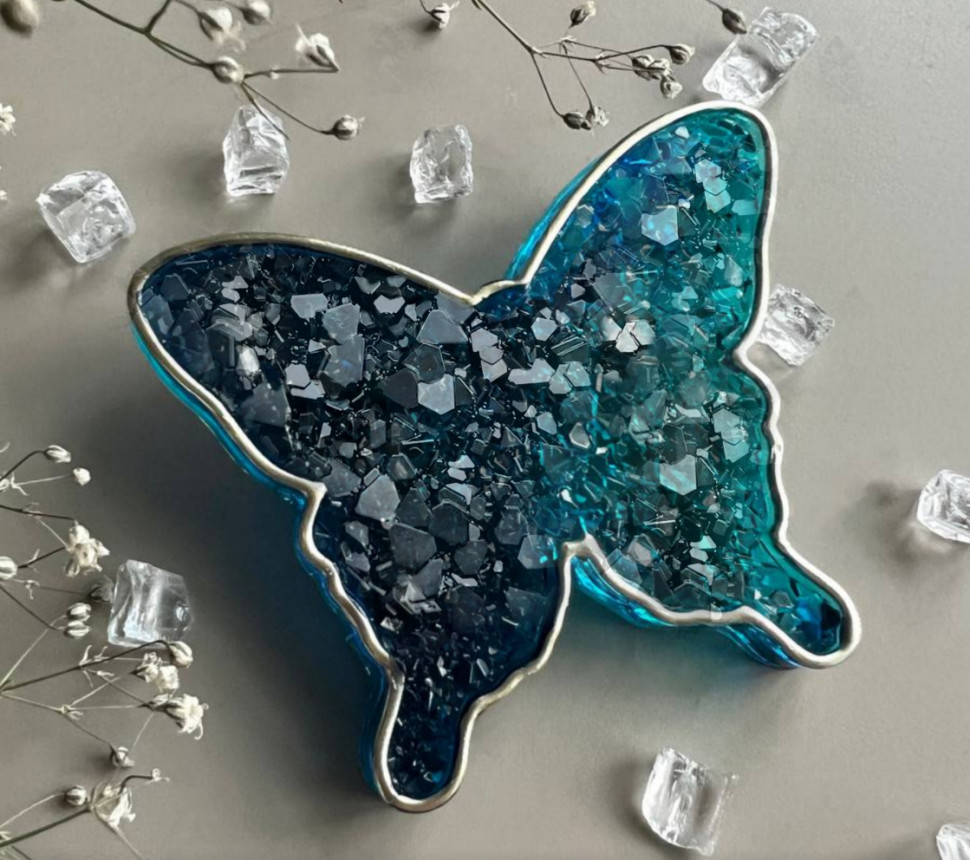 No. 698 Crystal Butterfly with Border Silicone Mold - image 2