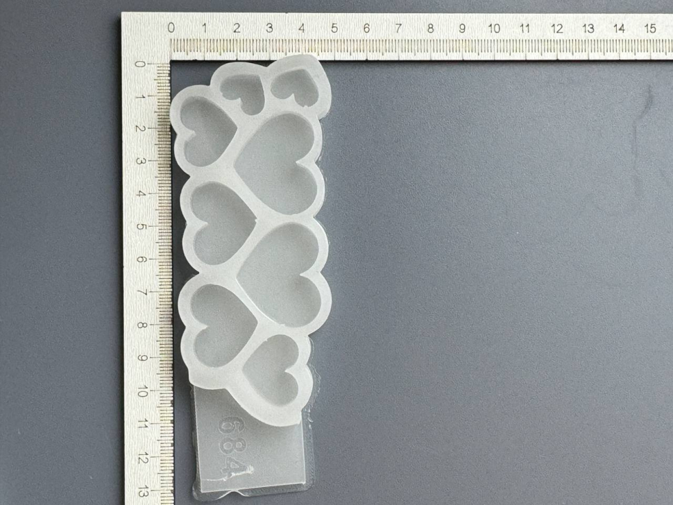 No. 684 Glossy Hearts - Six Cavities Silicone Mold - image 3