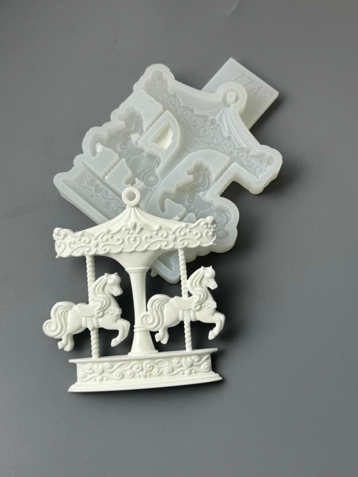 No. 774 Carousel, 3D Silicone Mold - image 3
