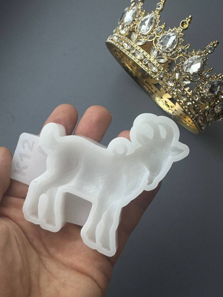 No. K12 Mother Goat Silicone Mold - image 2