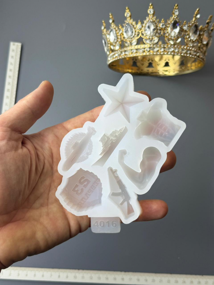 No. 4016 February 23 Design Silicone Mold - image 2