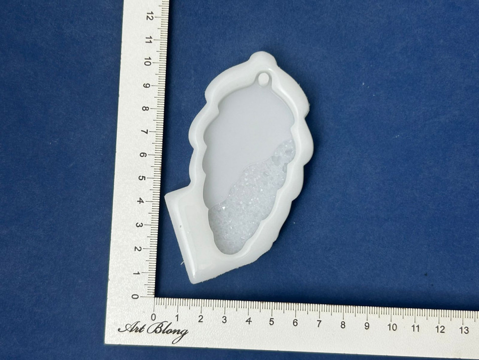 No. 124 Crystal Pine Cone Silicone Mold - image 3
