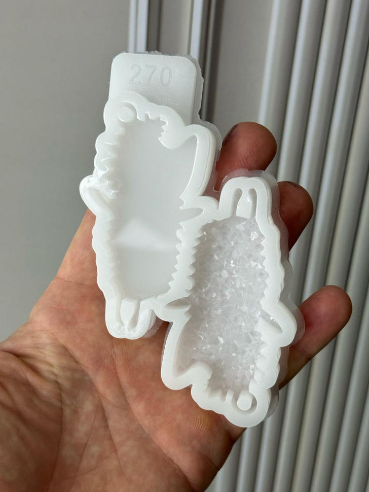 No. 270 Crystal and Glossy Hedgehogs, New Model Silicone Mold - image 6