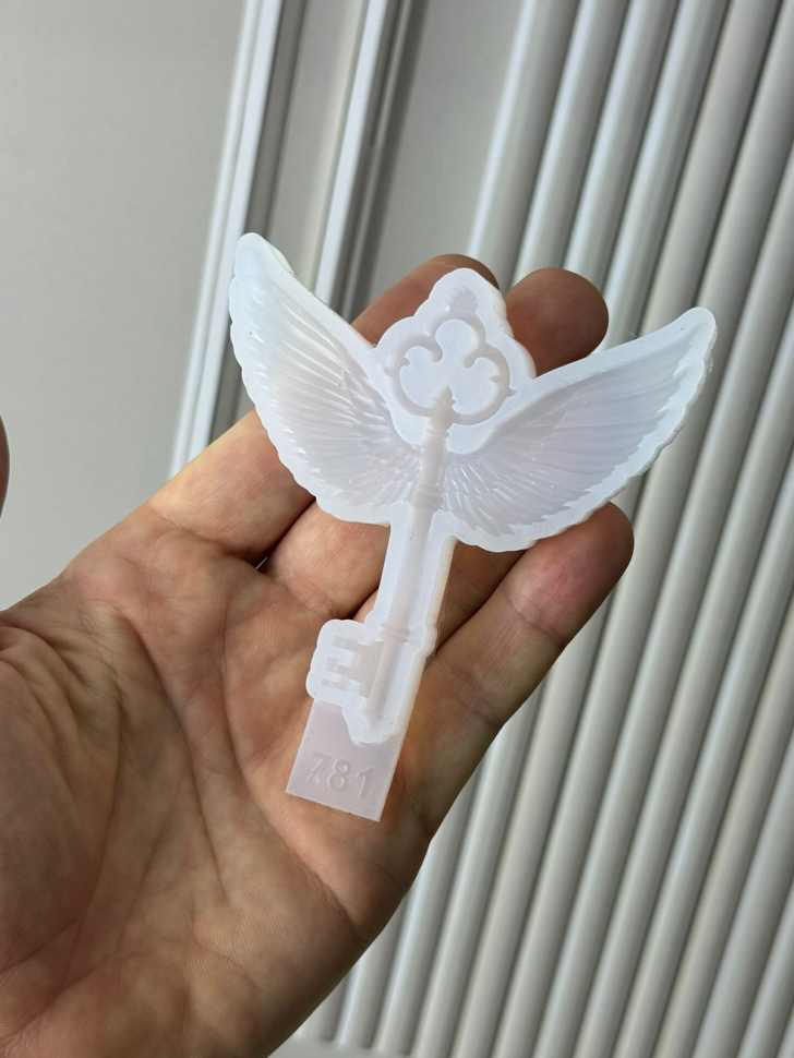 No. 781 Winged Key, 3D Silicone Mold - image 7