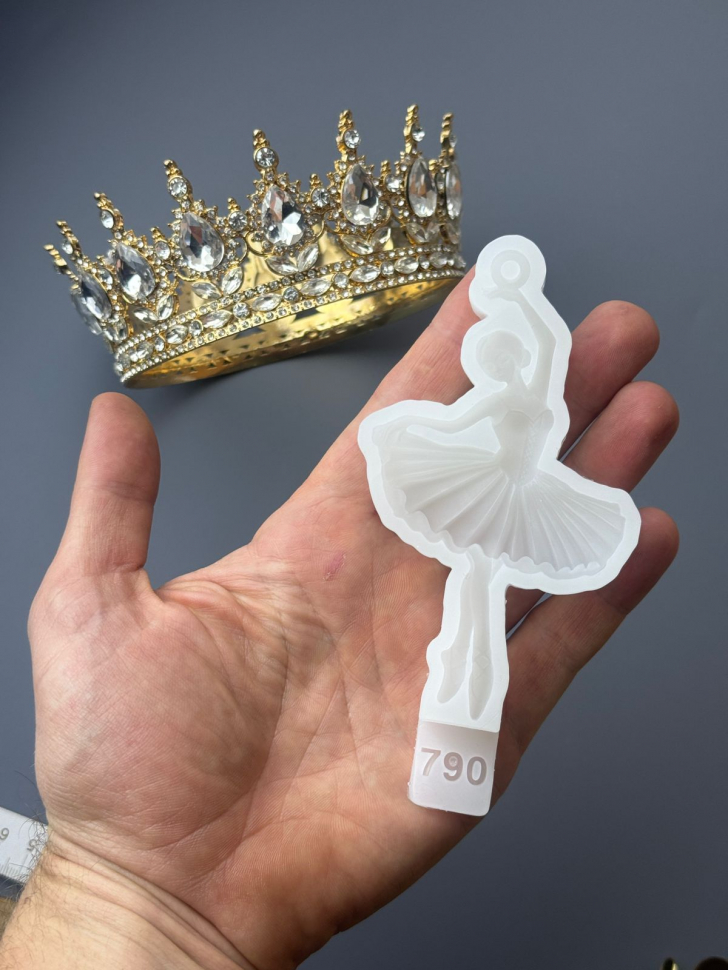 No. 790 Lifelike Ballerina Silicone Mold - image 4