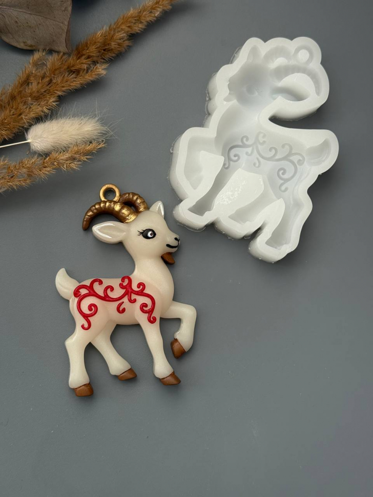 No. 747 Patterned Goat Silicone Mold - image 5