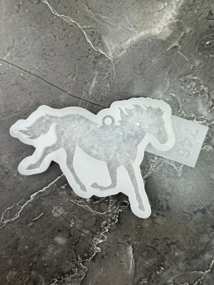 No. 746 Crystal Horse Silicone Mold - image 3