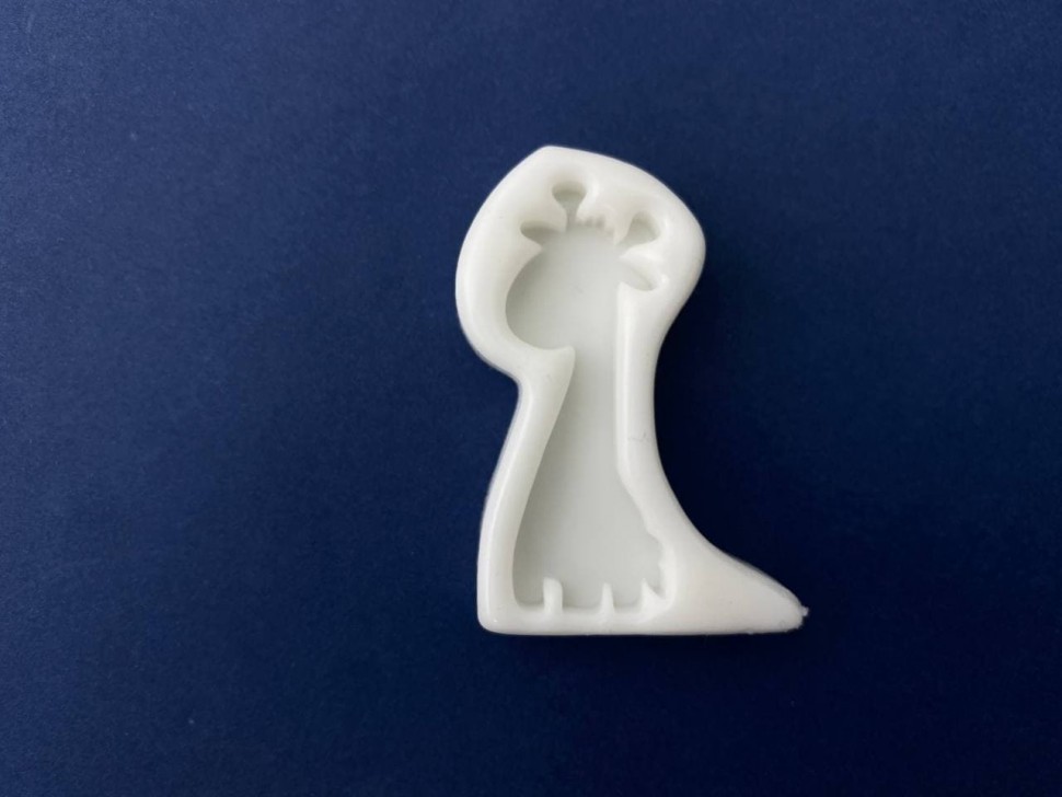 No. 624 Little Giraffe Silicone Mold - image 6