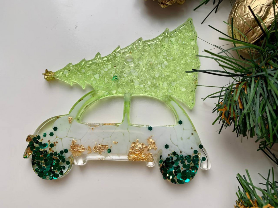 No. 130 Car with Crystal Christmas Tree Silicone Mold - image 3