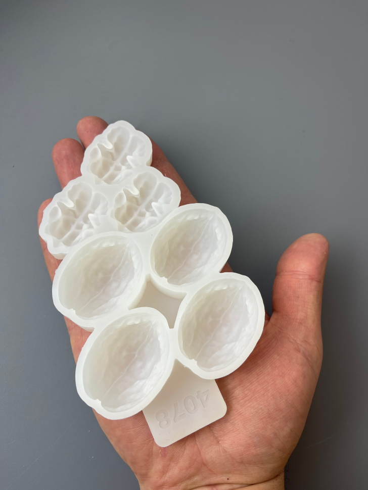 No. 4078 Walnuts Silicone Mold - image 7