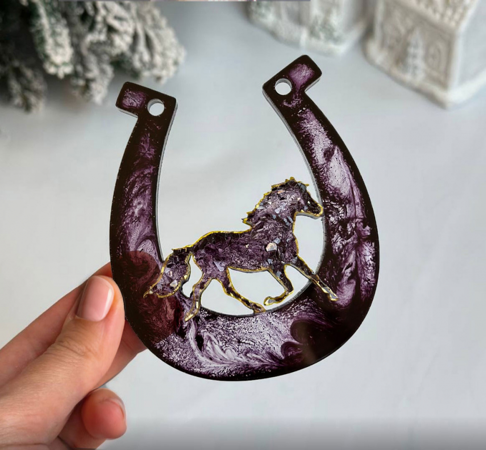 No. 4043 Crystal Horse in Horseshoe and Glossy Horse Silicone Mold - image 2