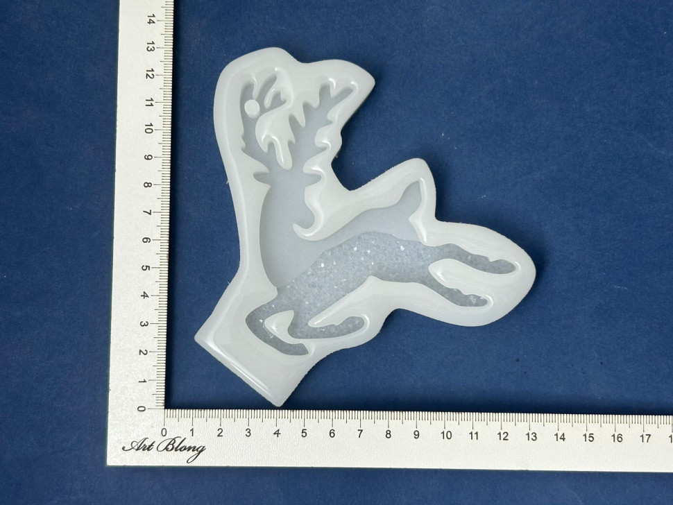No. 252 Crystal Reindeer Silicone Mold - image 3