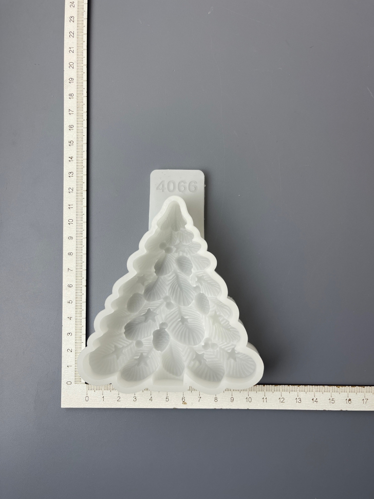 No. 4066 Christmas Tree for Dubai Chocolate Silicone Mold - image 5