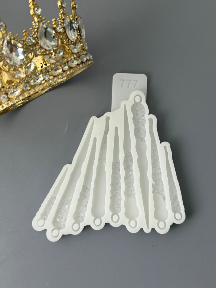 No. 777 Icicles with Partial Crystal Texture, 9 Cavities Silicone Mold - image 2